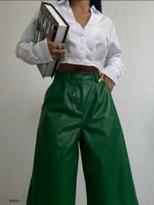 High waist imitation leather shorts ''Bermuda''
