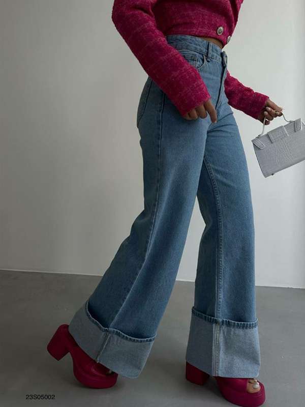 Denim trousers with rolled-up ends