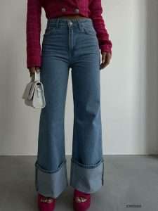 Denim trousers with rolled-up ends